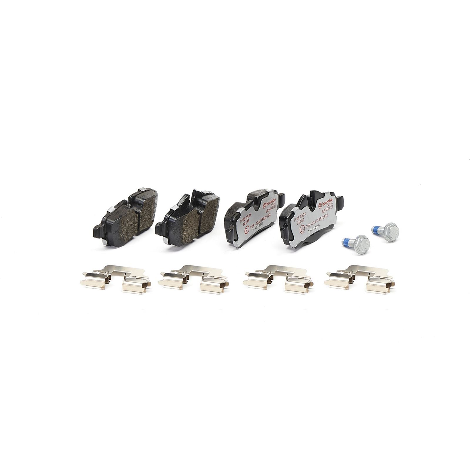Задние тормозные колодки с низким содержанием металла Brembo XTRA P06052X