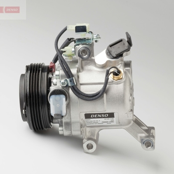 Компрессор кондиционера DENSO DCP49001