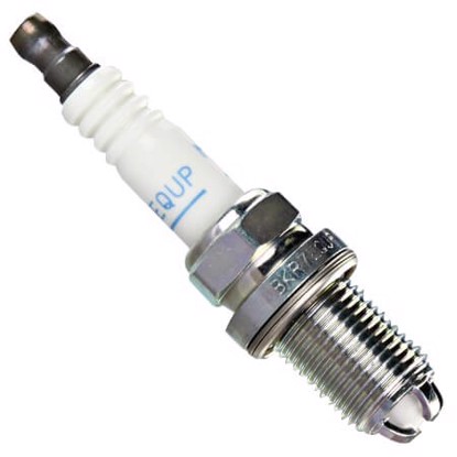 NGK 4285 BKR7EQUP платиновая свеча