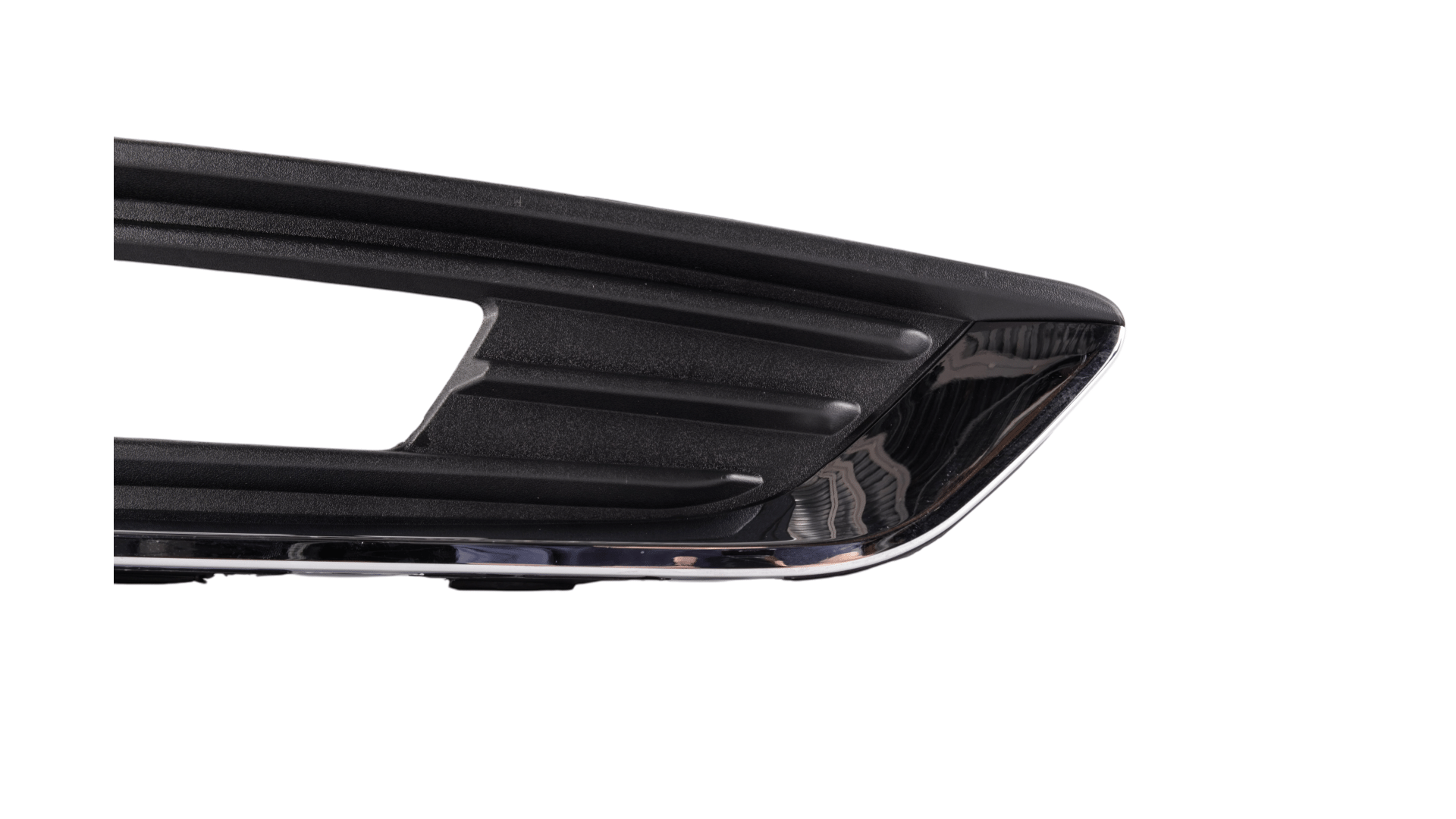 Рамка птф с хромом RH для (2015-2019) Ford Focus 3